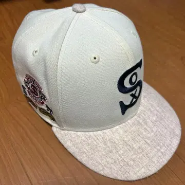 화이트 양말 캡