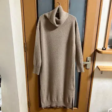 23구 베이지 롱 니트 원피스