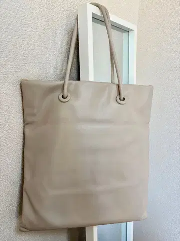 그린 레이블 릴랙싱 토트백 베이지