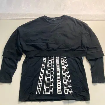 MILKBOY 블랙 롱 슬리브 티셔츠+숏 트레이닝복 디자인