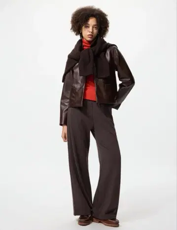 유니클로 웜 플리스 스트레이트 팬츠 긴 길이 다크 브라운 XL