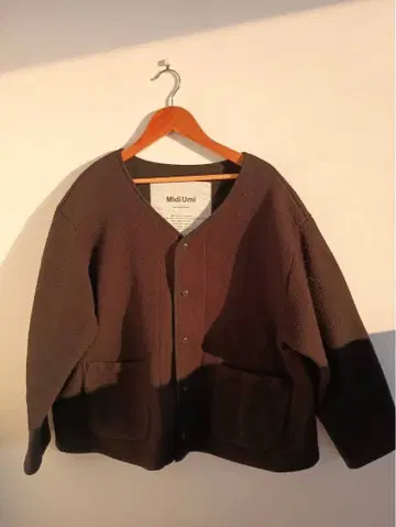 MidUmi 블랙 플리스 가디건
