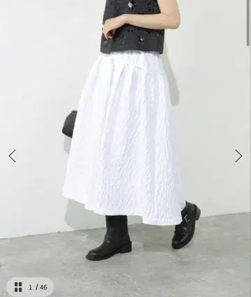 IENA 디자인 자카드 개더 스커트