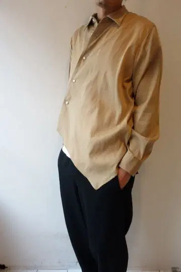 ETHOSENS 텐셀 비대칭 셔츠