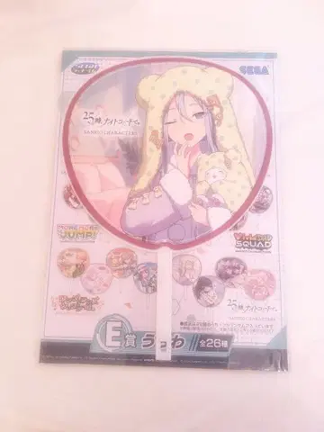 요이사키 카나데 산리오 콜라보 부채