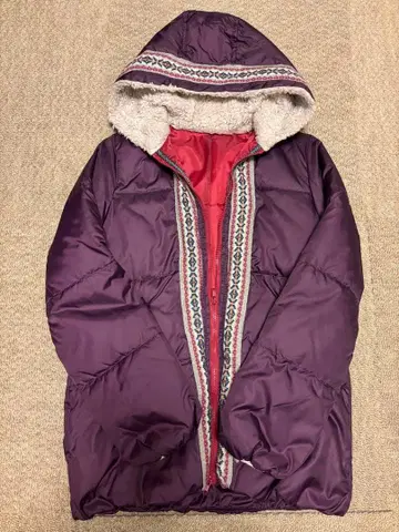 퍼플 후드 부착 다운 자켓
