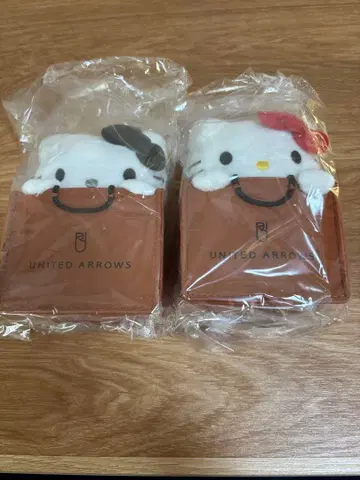 HELLO KITTY x UNITED ARROWS 참 2세트