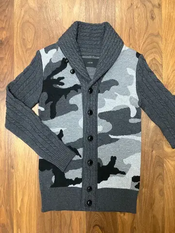 새상품급 [ AKM ] 카모 가디건 사이즈 S