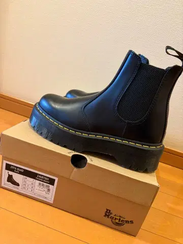 닥터 마틴 2976 쿼드 통굽 새상품 JP26