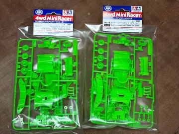 타미야 미니 사륜구동 FM-A 형광 컬러 섀시 세트 그린 2세트