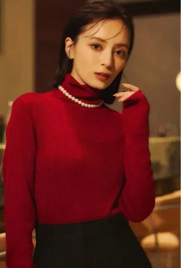 아뉴앙스 하이 게이지 울 핏 리브 터틀 니트 레드