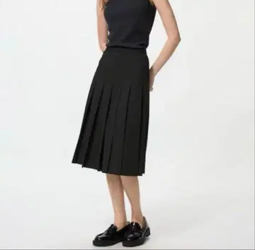 [ 유니클로 ] 와이드 플리츠 미디 스커트 블랙 L 사이즈