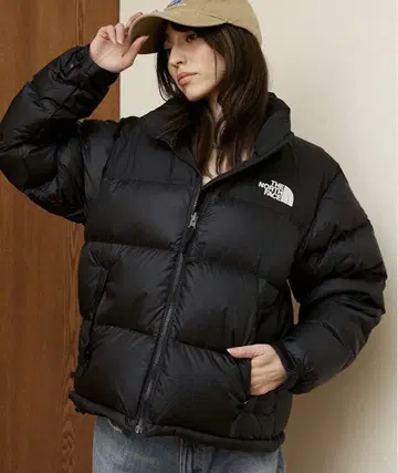 THE NORTH FACE 블랙 다운 자켓