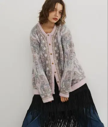 Unitage 부클레 총 패턴 자카드 니트 가디건