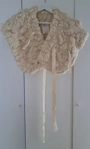 MOSS LIGHT 아이보리 니트 숄