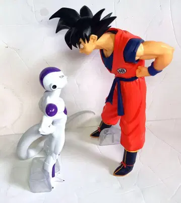 제일복권 드래곤볼 A상 손오공&프리저 피규어