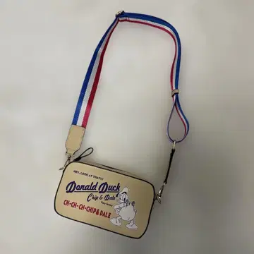 컨디션 최상 도날드 칩과 데일 숄더백 디즈니