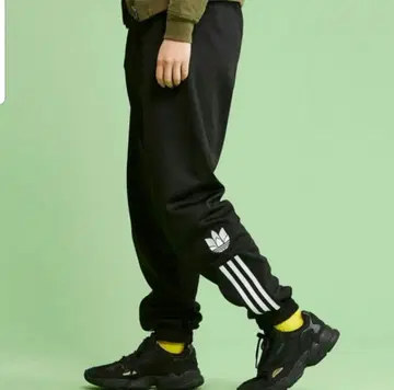 아디다스 오리지널스 3선 블랙 트랙 팬츠 XS