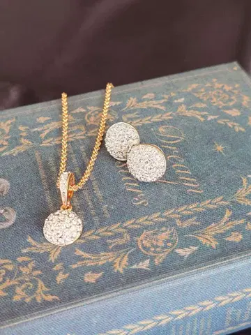 스와로브스키 목걸이와 귀걸이 세트