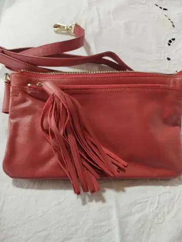 레드 소가죽 프린지 숄더백