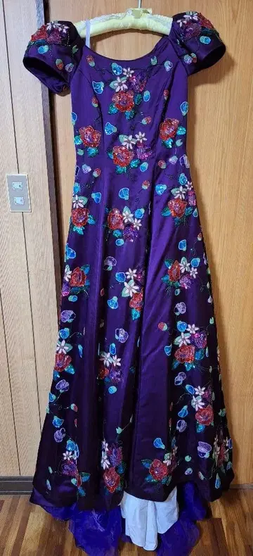 새상품급 컬러 드레스 보라색 x 스팽글 x 비즈 연주회 피로연