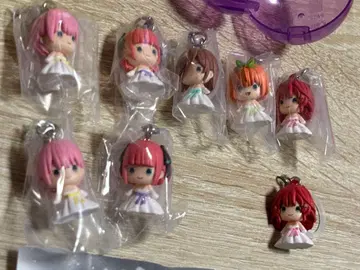 5등분의 신부 가챠가챠 피규어