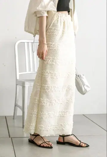아이보리 롱 스커트
