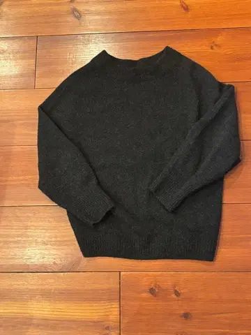 스픽 앤 스팬 스웨터