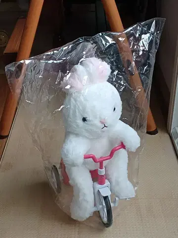 토끼와 거북이의 경주 기믹 봉제 인형 토끼