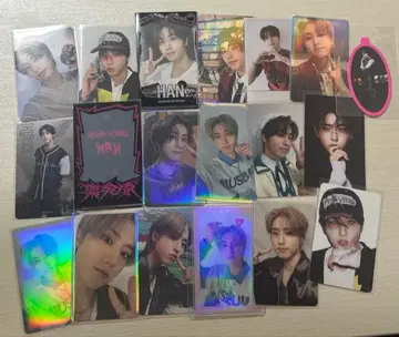 한 지성 트레이딩 카드 묶음 판매