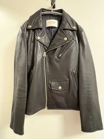 새상품급 beautiful people 블랙 라이더 자켓 130