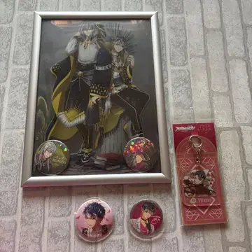 아이나나 굿즈 세트 (아트 캔뱃지 키링) [리버레, 모모]