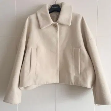 snidel 아이보리 숏코트 자켓 스나이델