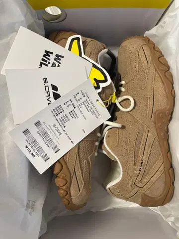 wacky willy 스니커즈 카멜