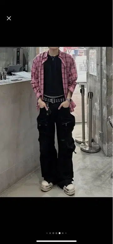 [ radiant ] legcy 란군 착용 체크 셔츠 pink