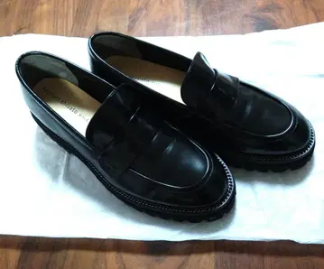 tsumori chisato WALK 블랙 로퍼