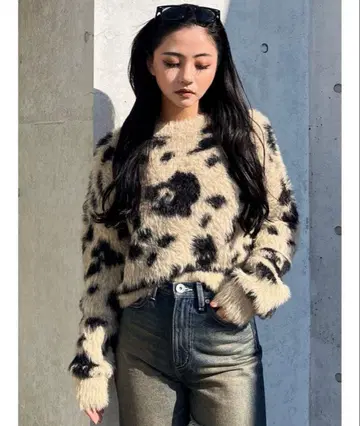 GYDA 레오파드 숏 샤기 니트탑