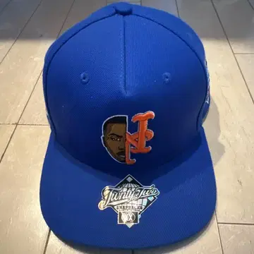 TWNTYTWO Snapback Limited Edition 'Nas'