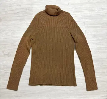 [ 미착용 새상품 ] GOBI 캐시미어 니트