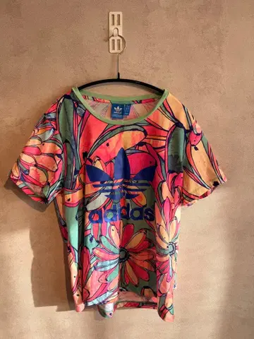 [ 레어 품절 모델 ] adidas 오리지널스 T셔츠 L 사이즈