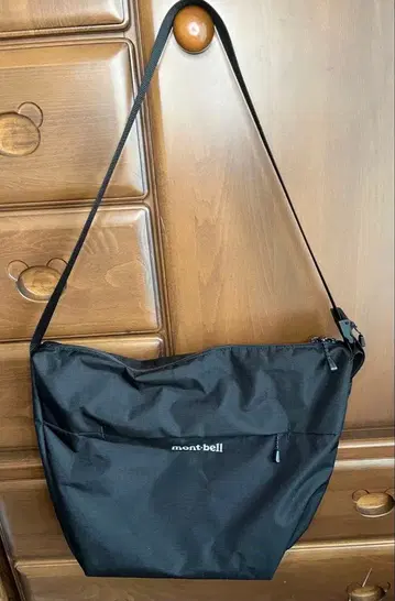 몽벨 베르니나 숄더 M