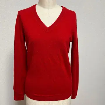 UNIQLO 캐시미어 100% 빨간색 V넥 긴팔 니트 스웨터 S