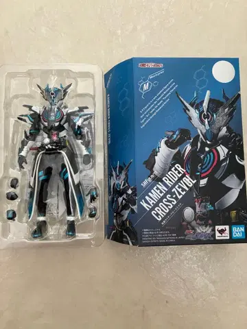 S.H.Figuarts 가면라이더 크로즈 에볼 개봉 완료