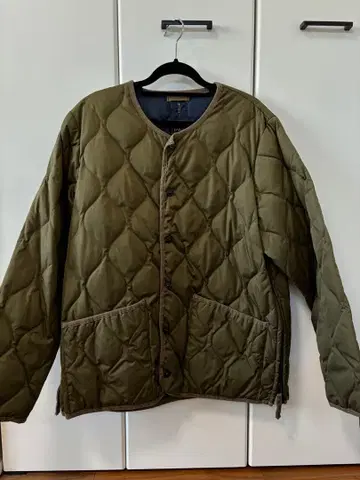 TAION 밀리터리 크루넥 다운 자켓 새상품급