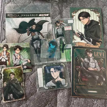 진격의 거인 리바이 병장 굿즈