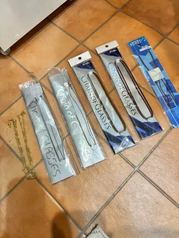 안경 체인 6개 세트 8000엔 초과 상품