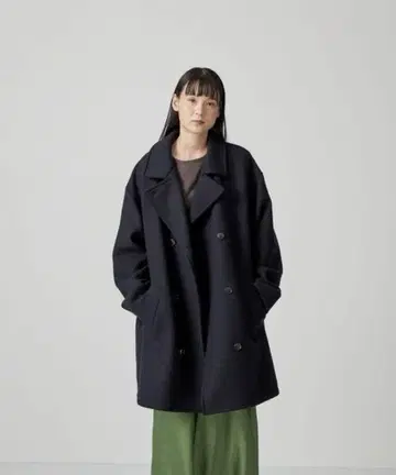 블랙 더블 브레스트 피 코트 프리 사이즈