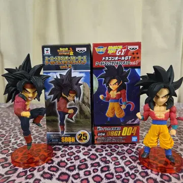 드래곤볼 월드 컬렉터블 피규어 2체 세트