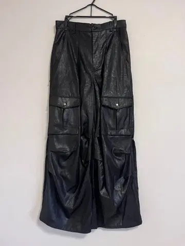 가죽 카고 팬츠 블랙