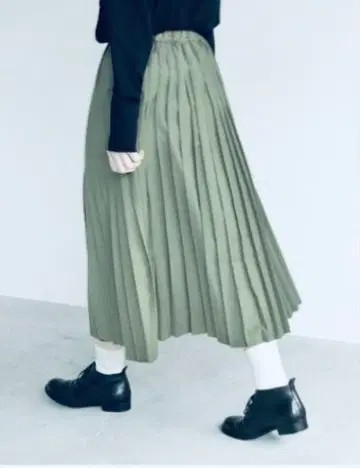 bulle de savon 올리브 그린 플리츠 스커트